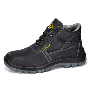 抗菌现场耐油 PPE 工作靴 M-8010